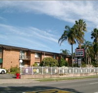 Adamstown Motor Inn - Surfers Gold Coast