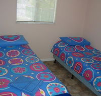 JJ's Holiday Cottages - Mitchell Street - Surfers Gold Coast