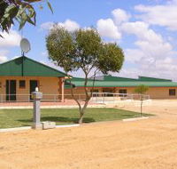 Tressie's Museum and Caravan Park - Surfers Gold Coast