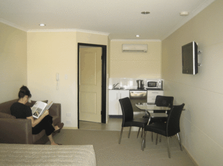 Balranald Club Motel - Surfers Gold Coast