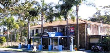 Palm Court Motel - Surfers Gold Coast 0