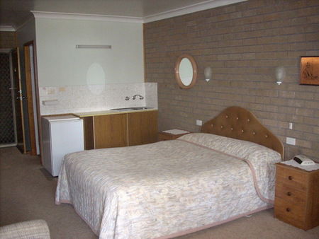 Beachview Motel - Surfers Gold Coast 1