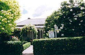 Bowral Cottage Inn - Surfers Gold Coast 0