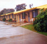 Clovelly Holiday Units - Surfers Gold Coast