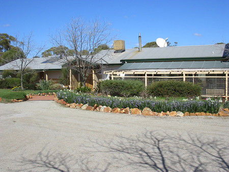 Pecan Hill - Surfers Gold Coast 2