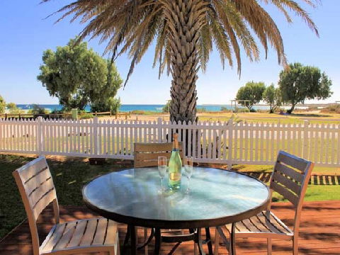 Bayview Coral Bay - Surfers Gold Coast 4