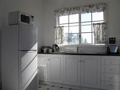 Clearwater Motel Apartments - Surfers Gold Coast 4