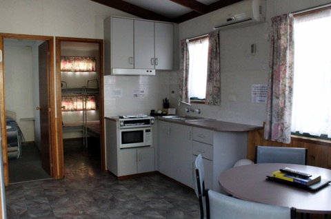 Albury All Seasons Tourist Park - Surfers Gold Coast 7