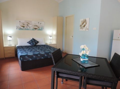 Palm Grove Caravan Resort - Surfers Gold Coast 1