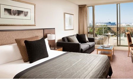 Quay West Suites Melbourne - Surfers Gold Coast 0