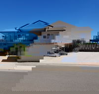 Agape Holiday Home - Surfers Gold Coast