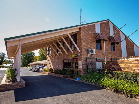 All Travellers Motor Inn - Surfers Gold Coast 2