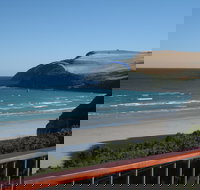 Amoria Beach House - Surfers Gold Coast