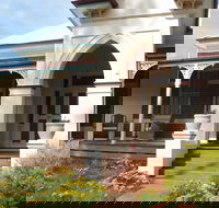 Ardlethan Bed and Breakfast - Surfers Gold Coast