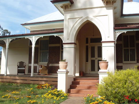 Ardlethan Bed And Breakfast - Surfers Gold Coast 0