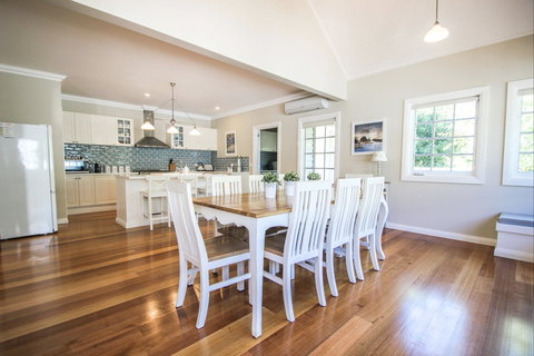 Arlington - Surfers Gold Coast 0