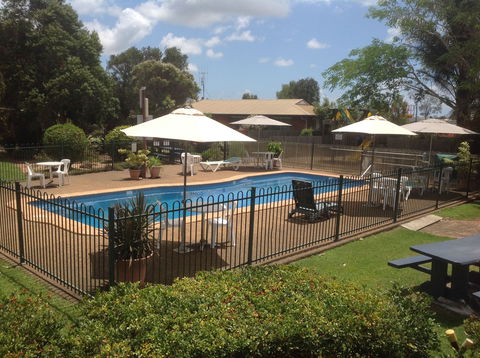 Bundaberg East Cabin And Tourist Park - Surfers Gold Coast 0