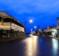 Canowindra Old Vic Inn - Surfers Gold Coast