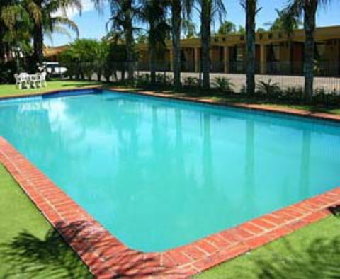Edge Hotel Motel - Surfers Gold Coast 0