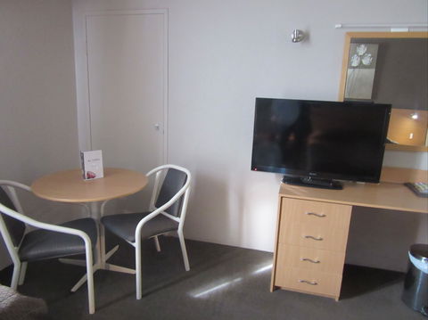 El Toro Motor Inn - Surfers Gold Coast 2