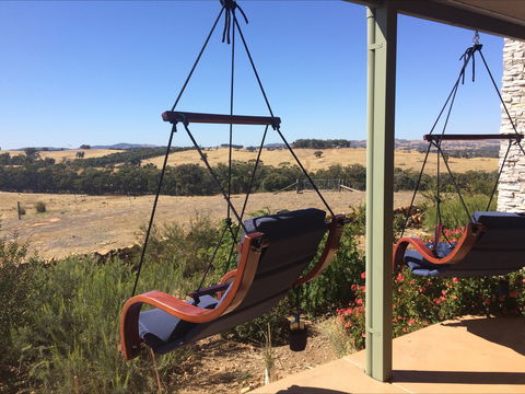 Heathcote Views Bed & Breakfast - Surfers Gold Coast 1