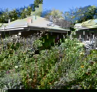 Honeysuckle Cottage - Surfers Gold Coast
