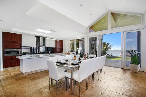 Mulwala 105 - Surfers Gold Coast 2