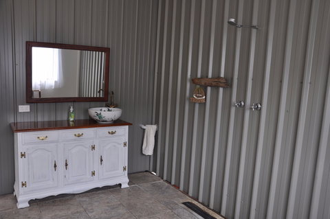 Nature's Echo Farm Stay - Surfers Gold Coast 1