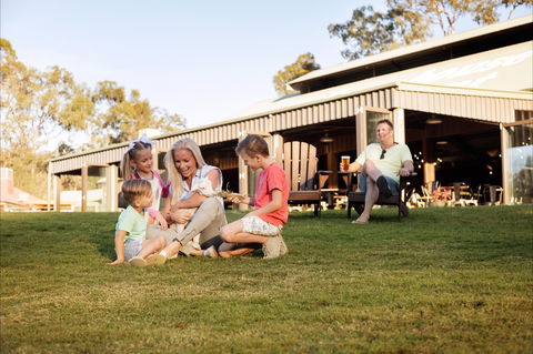Paradise Country Farmstay - Surfers Gold Coast 0