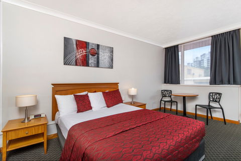 The Robert Towns - Surfers Gold Coast 2