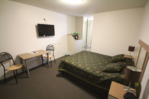 The Mornington Inn Hotel Motel - Surfers Gold Coast 0
