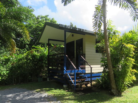 Thornton Beach Bungalows - Surfers Gold Coast 1