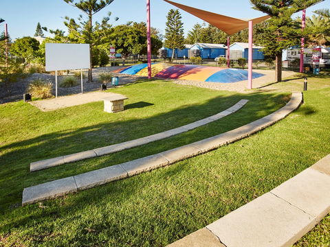 Toowoon Bay Holiday Park - Surfers Gold Coast 0