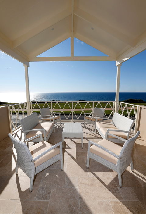 Aldinga Beach Getaways - Surfers Gold Coast 1