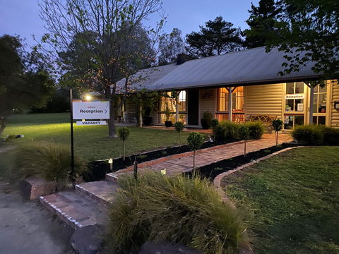 All Seasons Mansfield Accommodation - Surfers Gold Coast 0