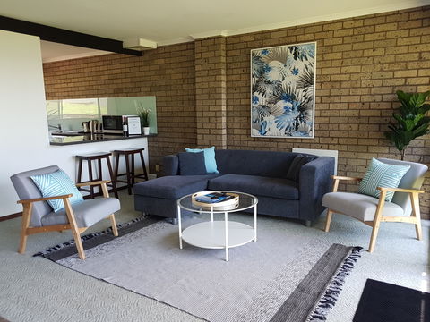 Batehaven Beauty - Surfers Gold Coast 1