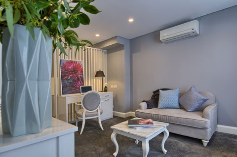 Canberra Rex Hotel - Surfers Gold Coast 2