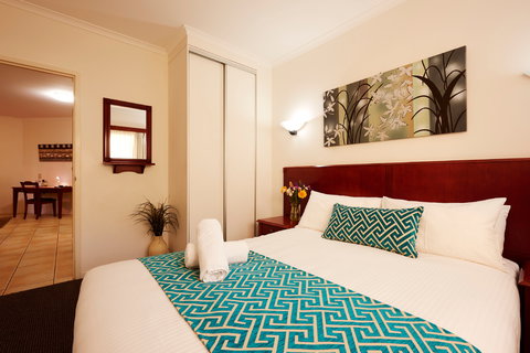 Coffee House Apartment Motel - Surfers Gold Coast 0