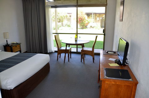 Coonawarra Motor Lodge - Surfers Gold Coast 1