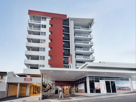 Curtis Central Apartments - Surfers Gold Coast 0