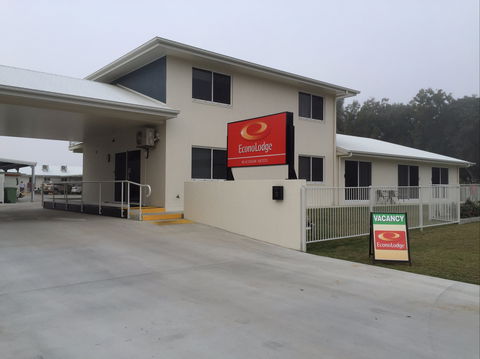 EconoLodge Beachside Motel - Surfers Gold Coast 0