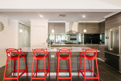 Fairways - Surfers Gold Coast 2