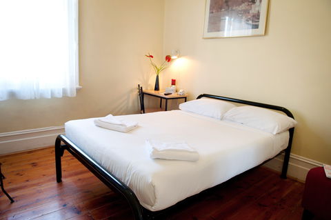 Hotel Claremont Guest House - Surfers Gold Coast 1