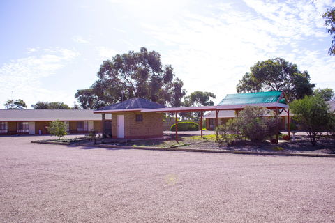 Kadina Gateway Motor Inn - Surfers Gold Coast 1