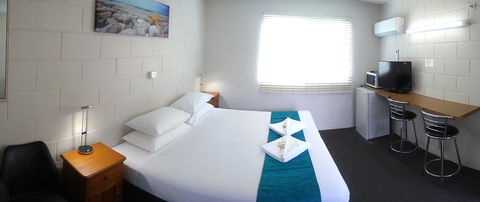 Kew Motel - Surfers Gold Coast 0