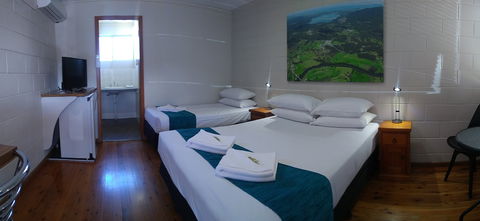 Kew Motel - Surfers Gold Coast 2