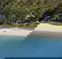 Kims Beachside Retreat - Surfers Gold Coast