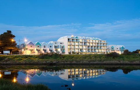Lady Bay Resort - Surfers Gold Coast 1