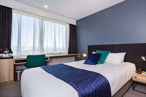 Mantra MacArthur Hotel - Surfers Gold Coast 1