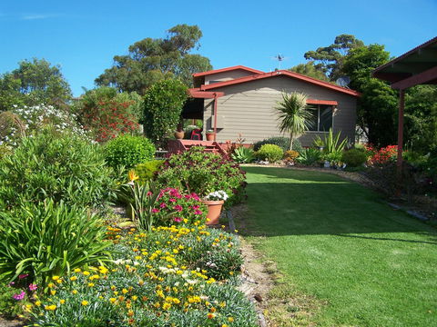 Monaro Cottage - Surfers Gold Coast 1
